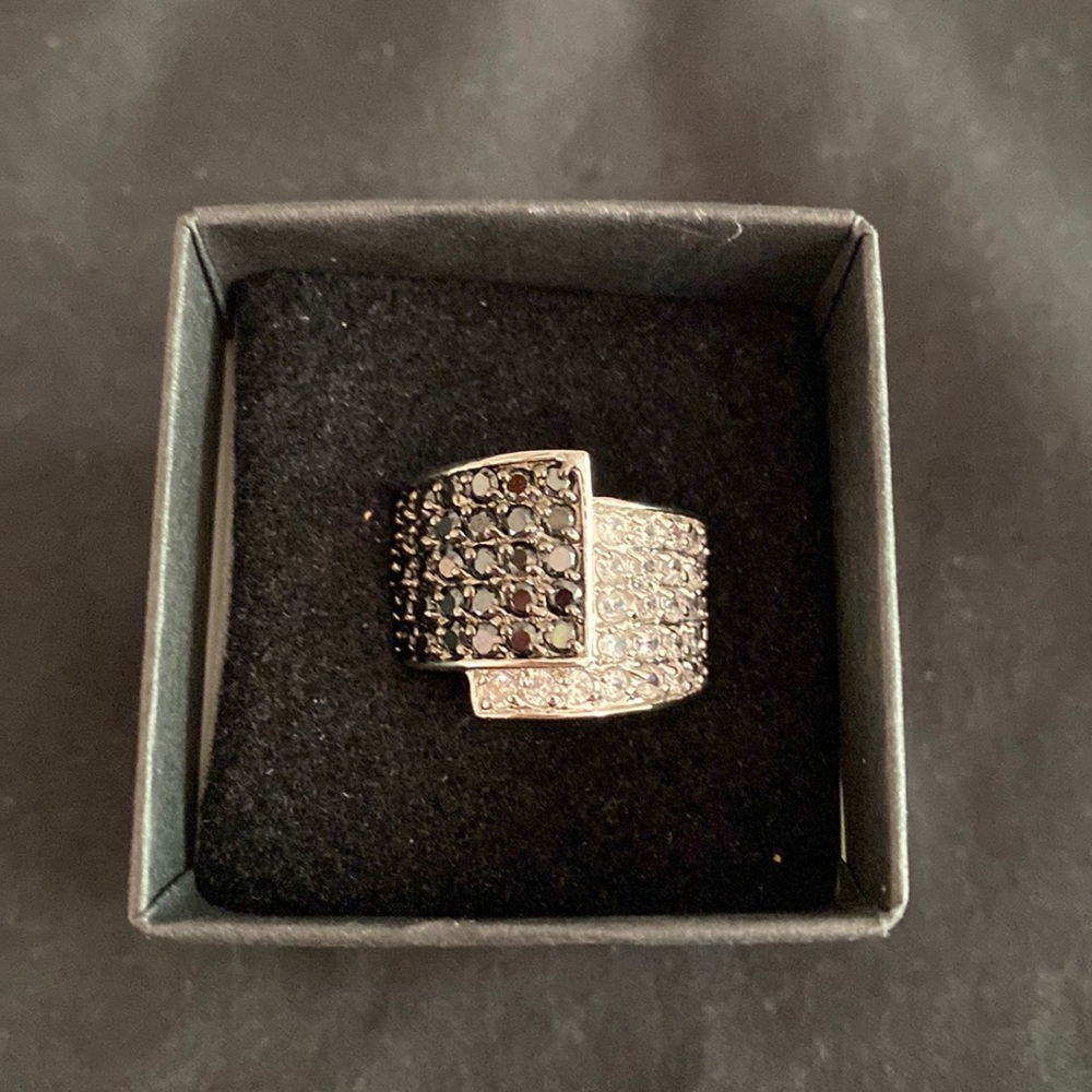 Premier Designs ring, size 7